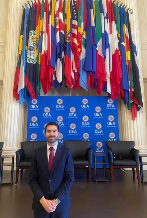 Abogado javeriano se destaca como consultor especialista en proyecto de Derecho Migratorio en la OEA